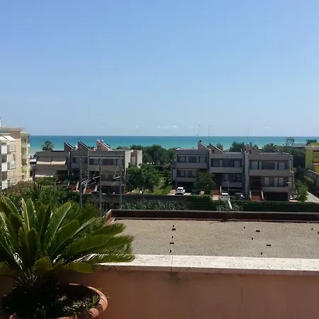 Lägenhet Attico Affacciato Sul Mare Con Ampia Terrazza San Benedetto del Tronto